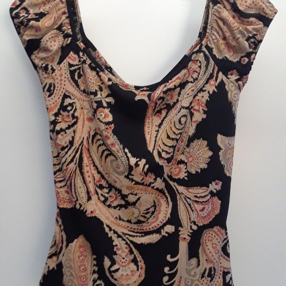 Size M Ruched Patterned Stretch Top - Picture 3 of 7